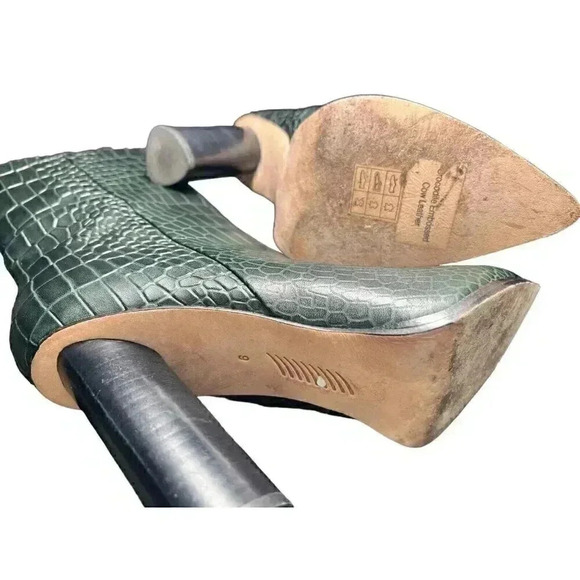 Paige Kaylee Boot womens 9 green crocodile embossed print side zip bootie $398 - Picture 10 of 10
